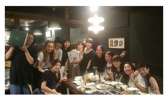 「SEDA会」の様子/高橋愛公式ブログ(Ameba)より