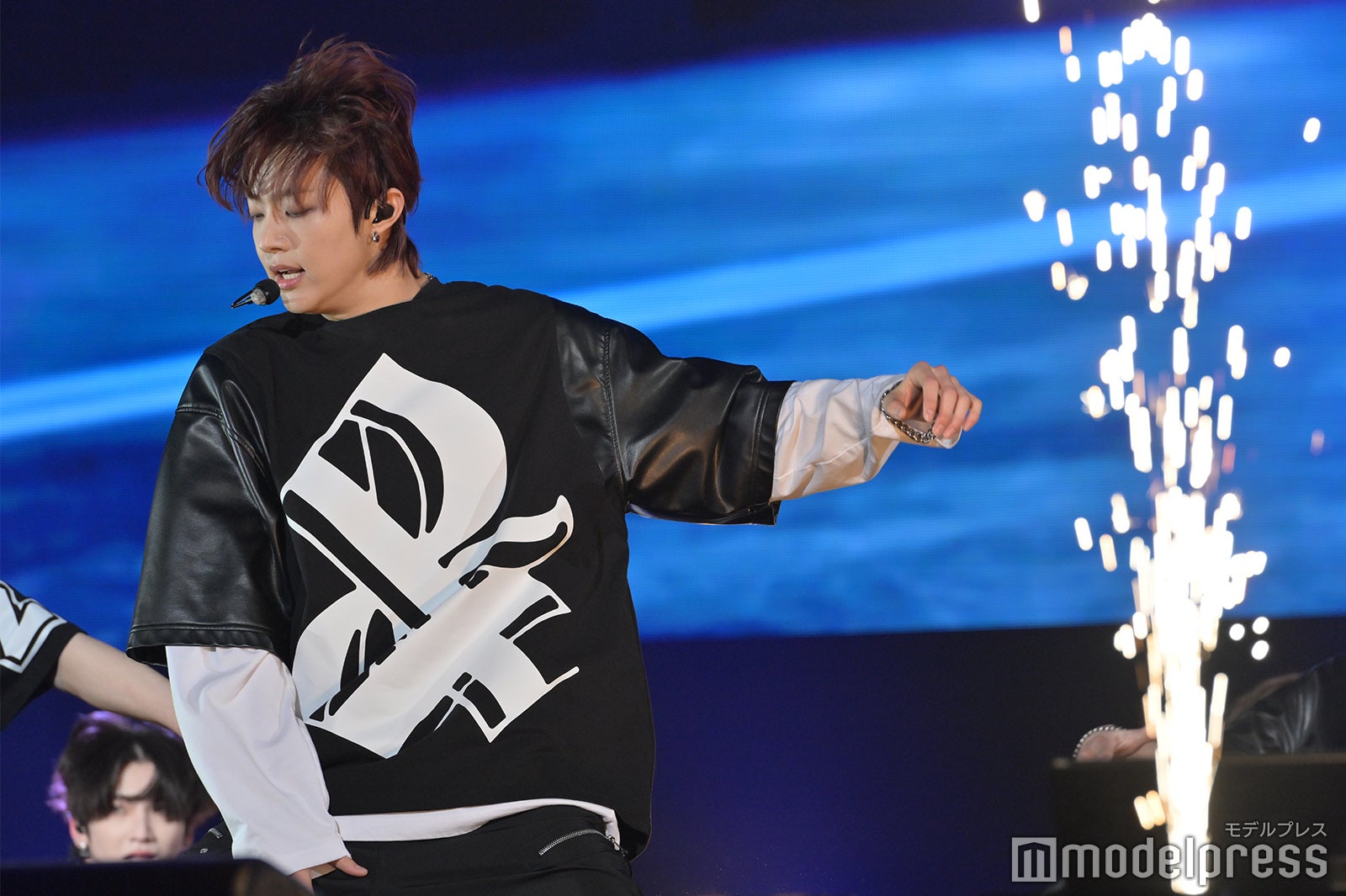 EJ「BEAT AX」&TEAM（C）モデルプレス