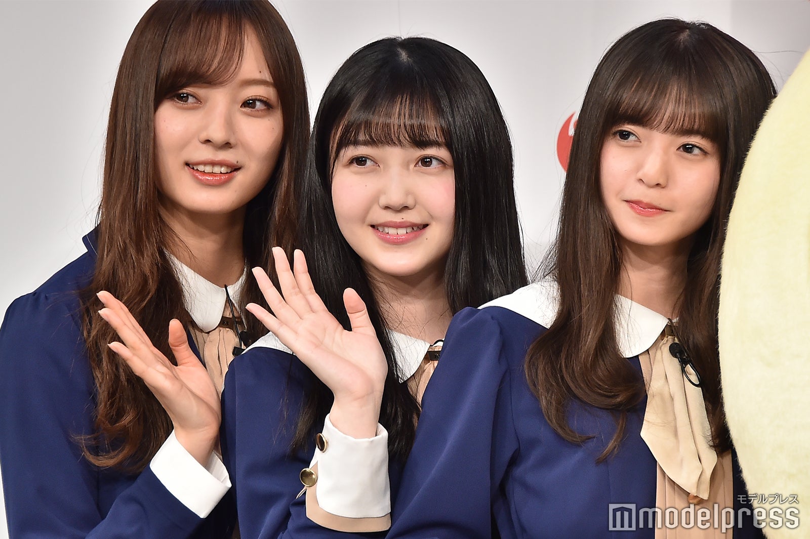 梅澤美波、久保史緒里、齋藤飛鳥 （C）モデルプレス