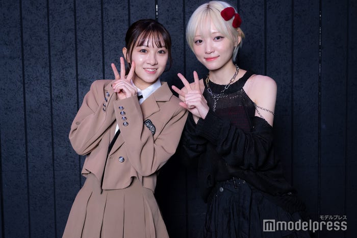 友恵温香、藤本理子(C)モデルプレス