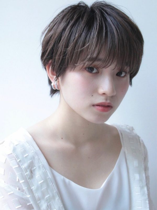 40代 ぽっちゃりさんに似合う ベリーショートでも小顔見せが叶う おすすめヘア モデルプレス 40代 ぽっちゃりさんに似合う ベリーショートでも小顔見せが叶う おすすめヘア モデルプレス