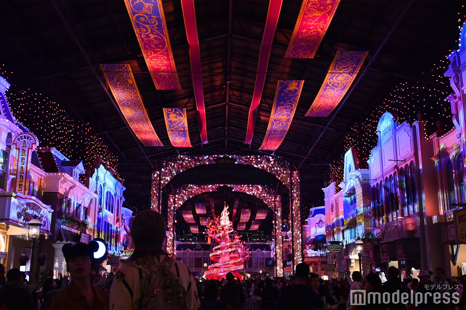 セレブレーションストリート（C）モデルプレス（C）Disney