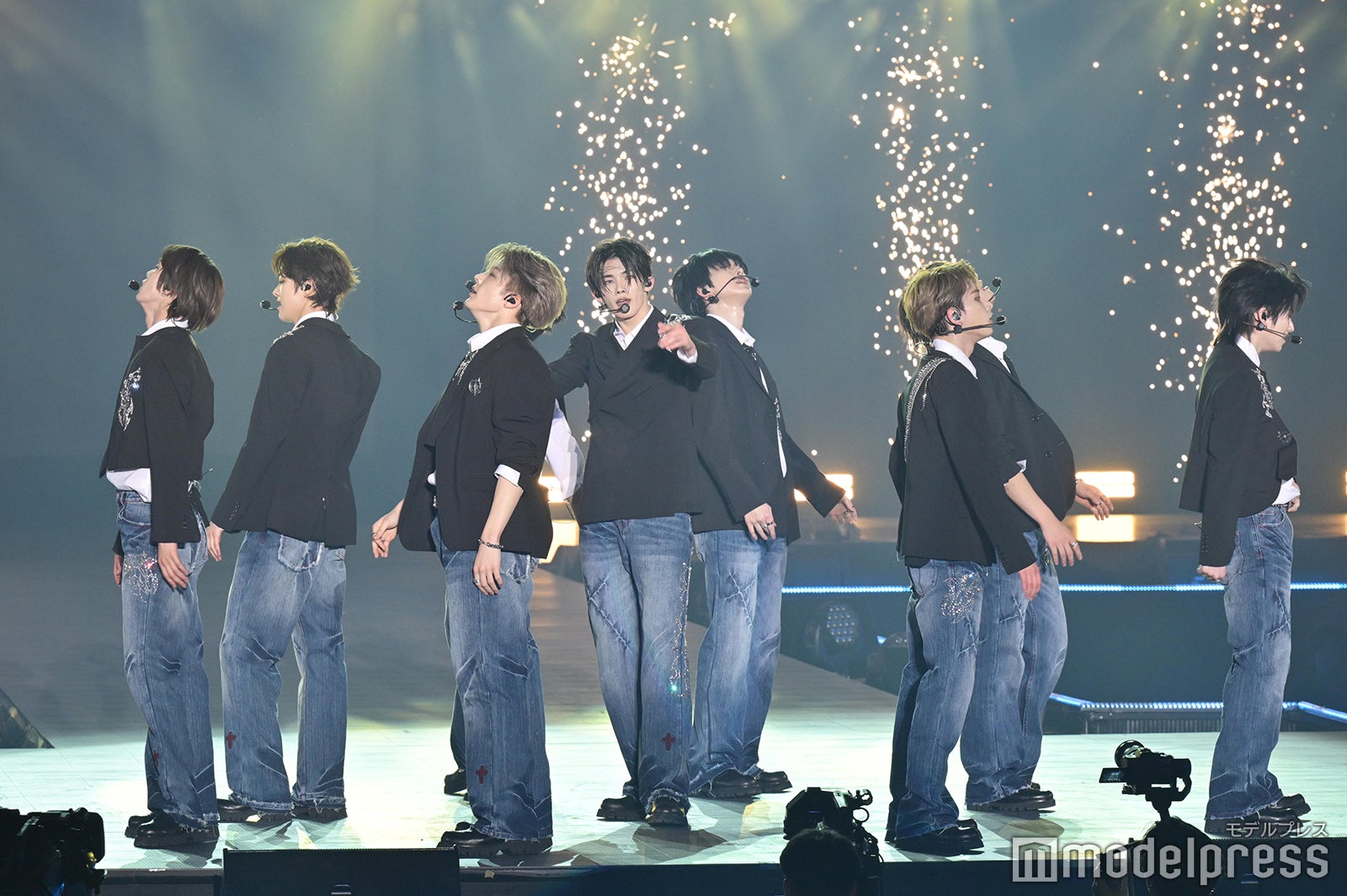 &TEAM（C）モデルプレス