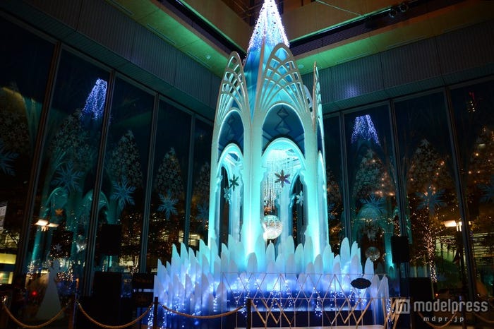 「アナと雪の女王」がテーマのツリー