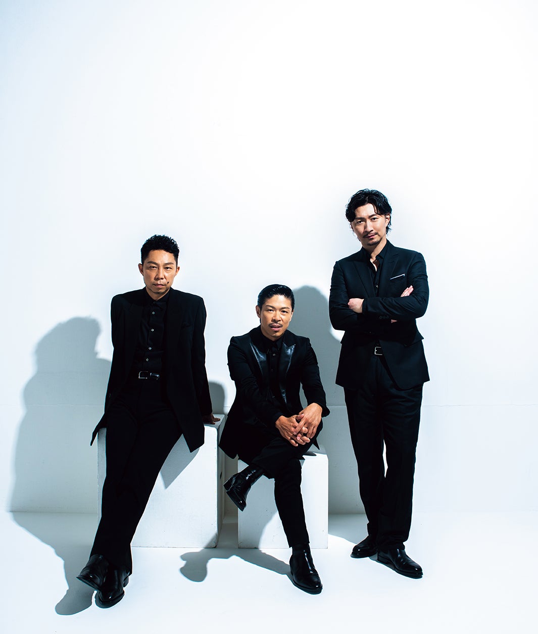 EXILE USA、松本利夫、EXILE MAKIDAI／「月刊EXILE」12月号より（画像提供：LDH）