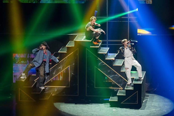 鈴木大河、椿泰我、基俊介(C)TOBE Co., Ltd.