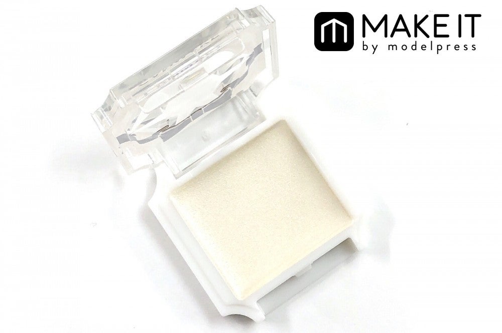 キャンメイク／クリームハイライター／03 ルミナススノウ／600円（税抜） (C)メイクイット