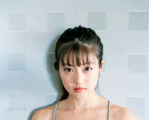 今田美桜、胸元ざっくり 浴衣ではしゃぐ姿も