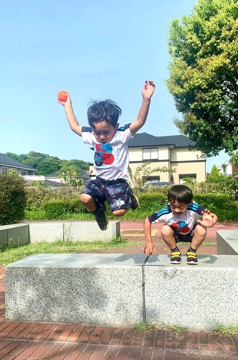 ラミレスの妻 おうちデイ で起きた問題 子供たちのパワーで家が壊れる モデルプレス ラミレスの妻 おうちデイ で起きた問題 子供たちのパワーで家が壊れる モデルプレス