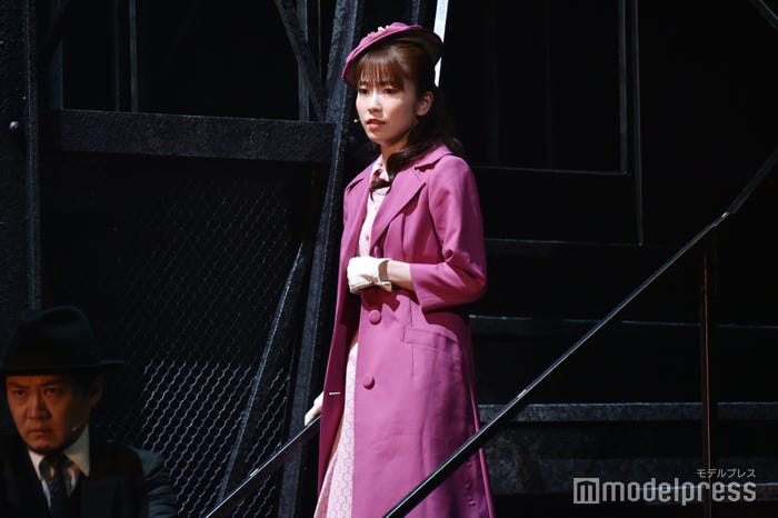横山由依/「キャッチ・ミー・イフ・ユー・キャン」プレスコールより(C)モデルプレス