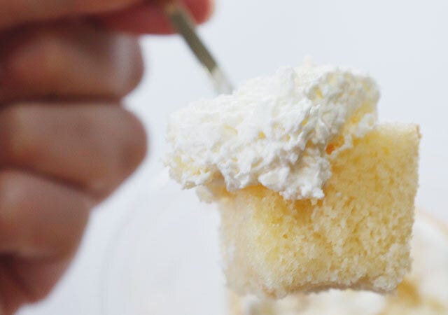 ローソン　シフォンケーキ