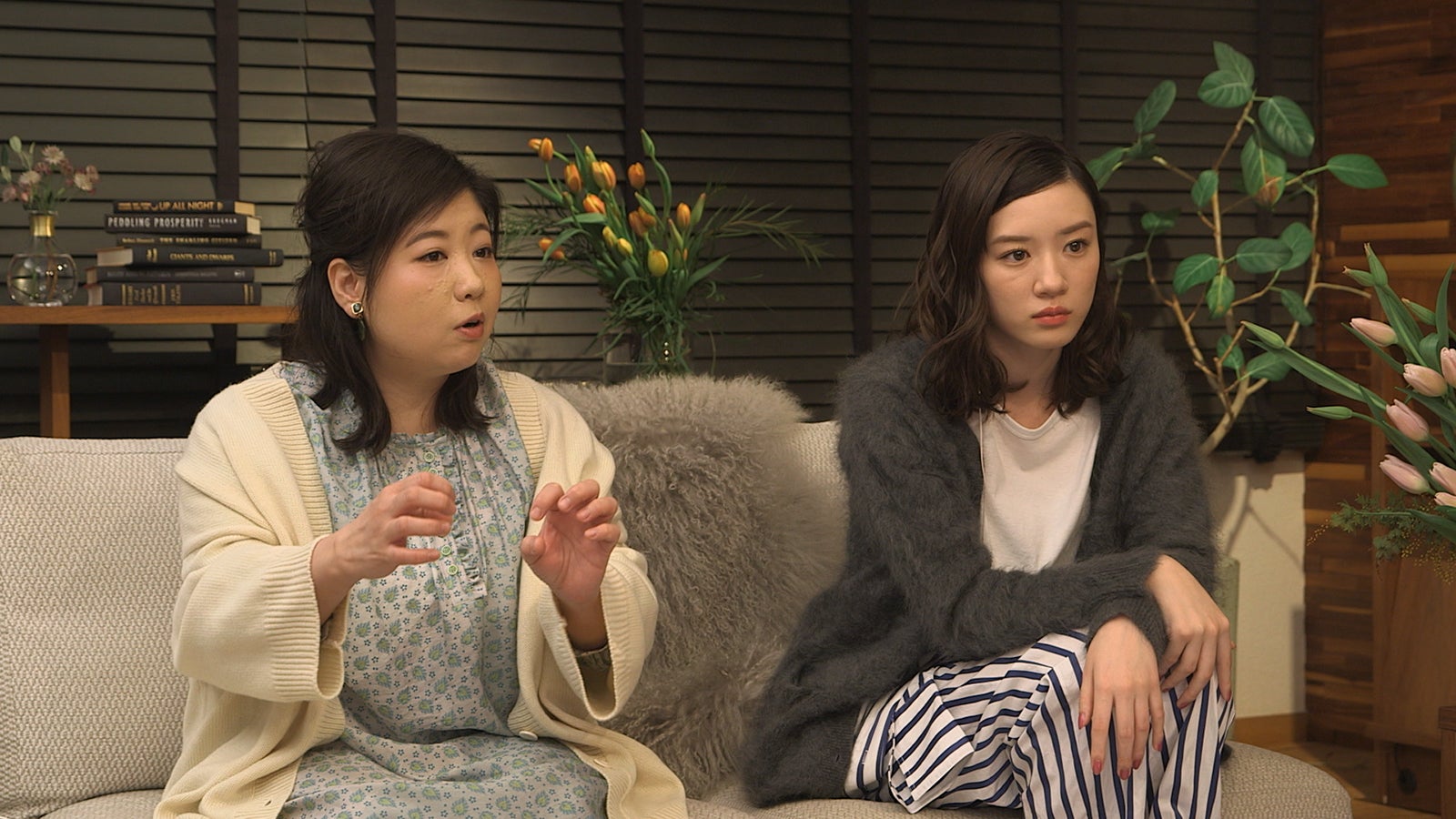 スタジオの様子／馬場園梓、永野芽郁「TERRACE HOUSE TOKYO 2019-2020」33rd WEEK（C）フジテレビ／イースト・エンタテインメント