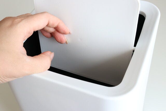 分離できるスウィングゴミ箱（9L）　蓋