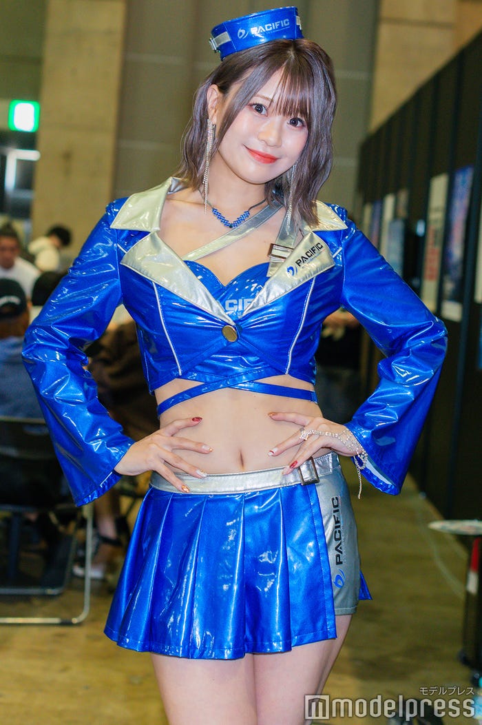 阿久津真央(C)モデルプレス