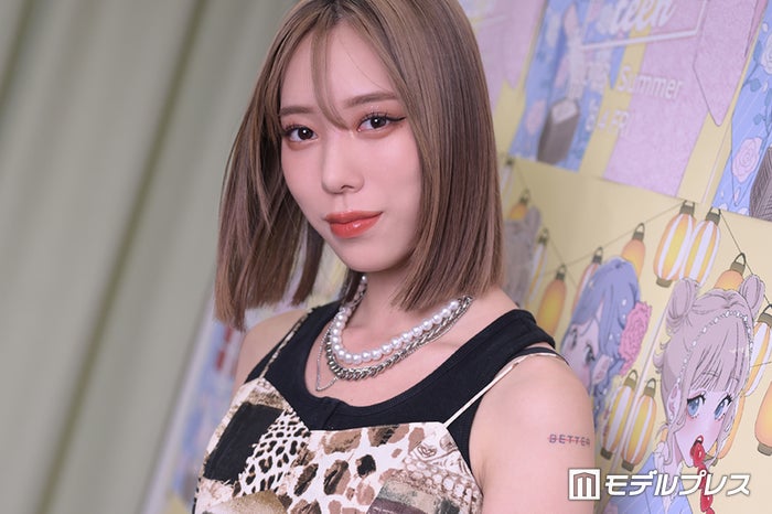 パパラピーズ・タナカガ、娘の2歳誕生日を祝福 仲良し家族ショットに「旦那さんイケメンオーラすごい」「愛情たっぷりで素敵」と反響