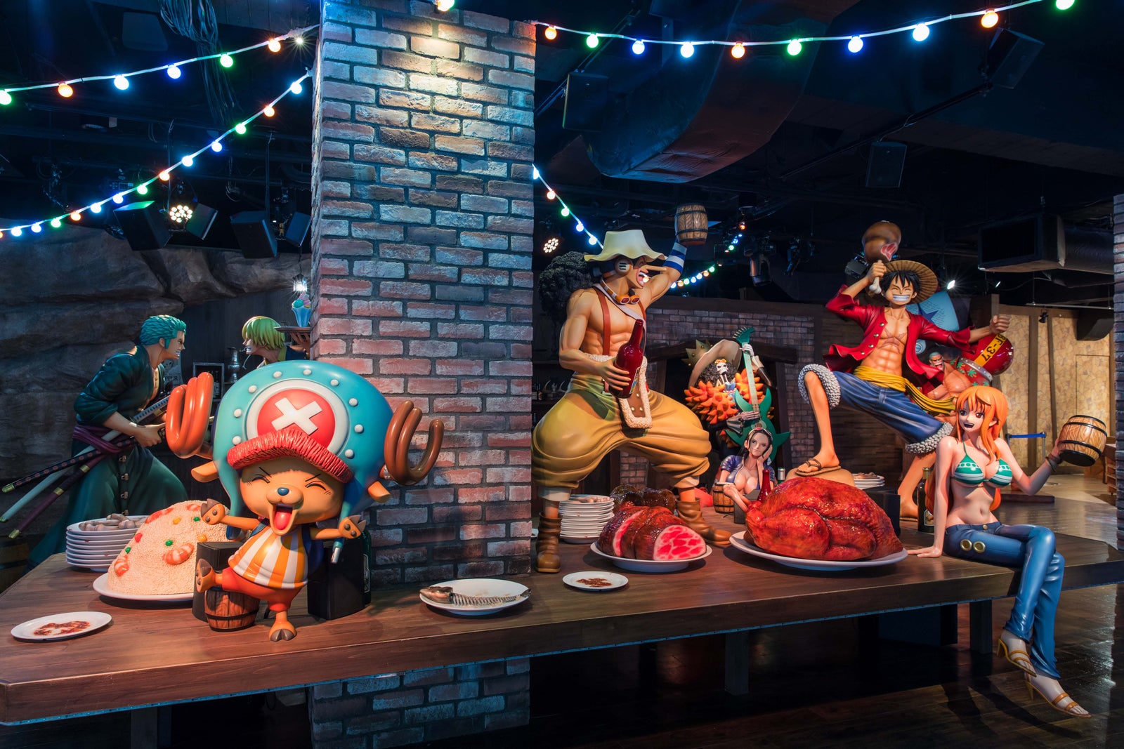 ワンピースの世界に浸ってみては？（提供写真）