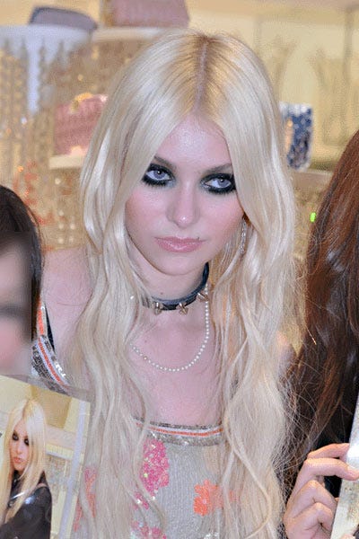 テイラー・モムセン(Taylor Momsen)