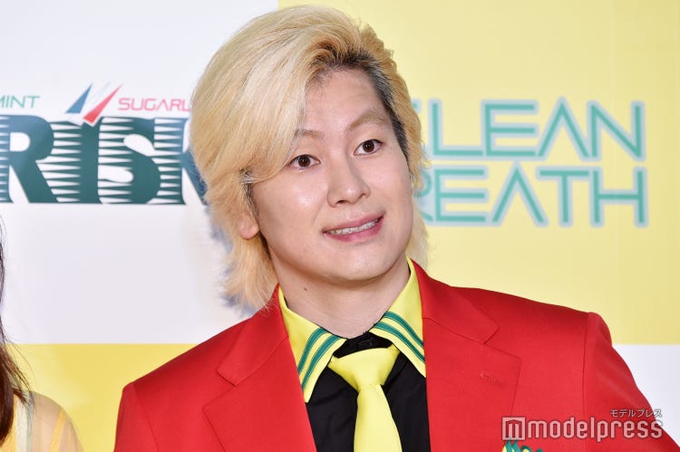 カズレーザー 竹俣紅との交際報道に言及 バレないと思っていた モデルプレス カズレーザー 竹俣紅との交際報道に言及 バレないと思っていた モデルプレス