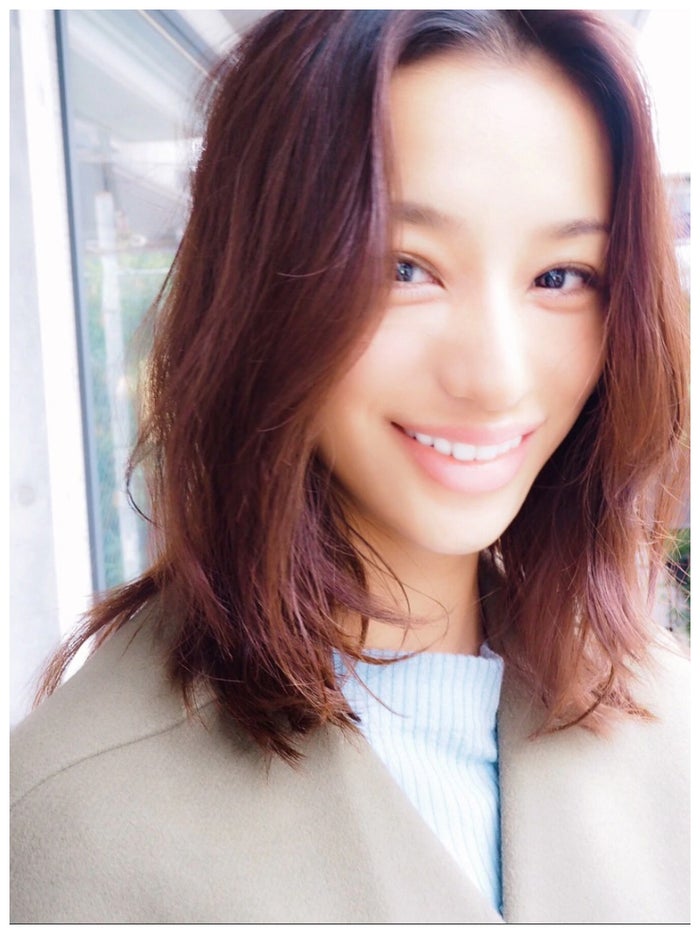 高橋メアリージュン 断髪 さっぱりヘアに モデルプレス 高橋メアリージュン 断髪 さっぱりヘアに モデルプレス