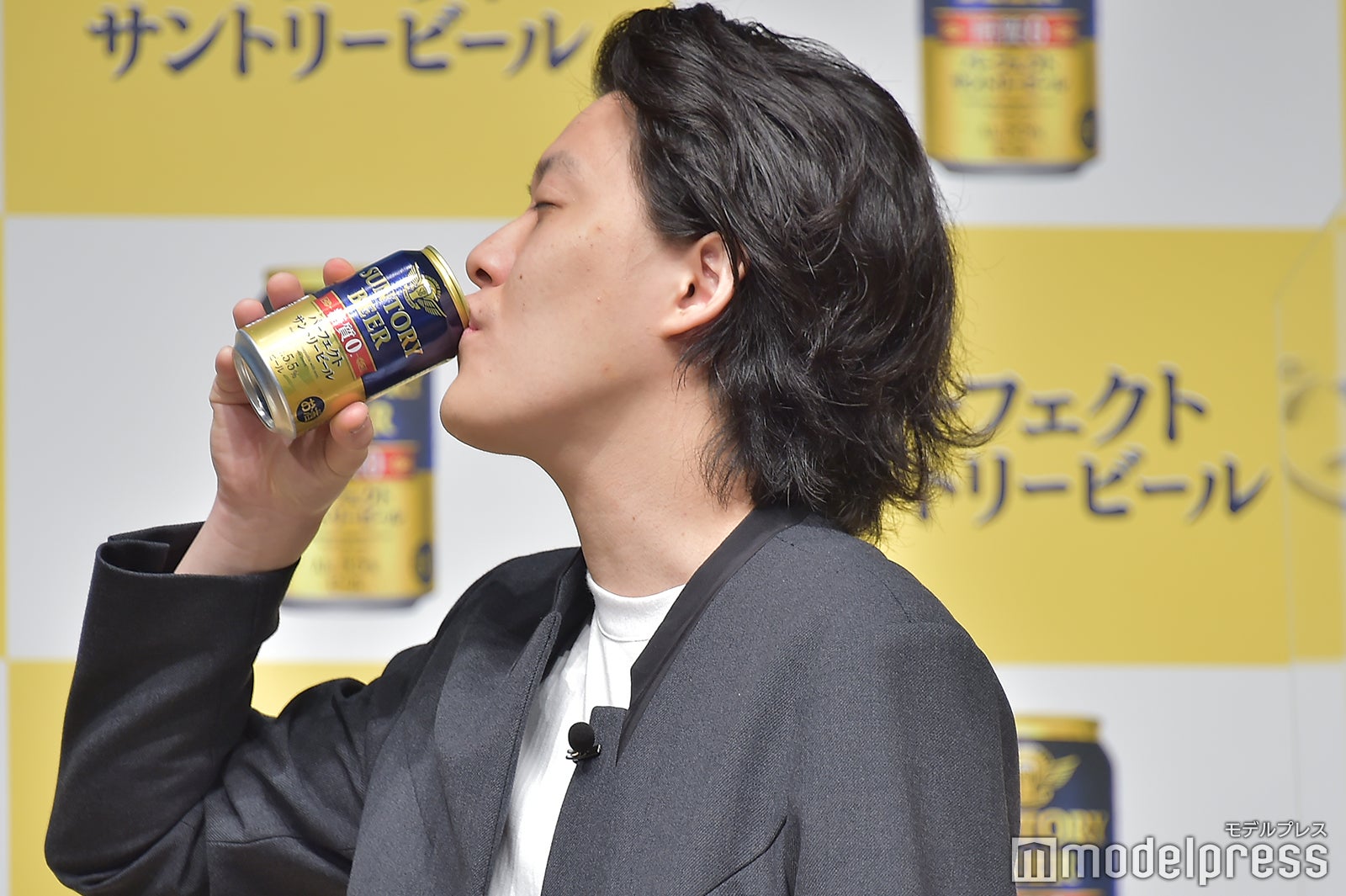 粗品 （C）モデルプレス