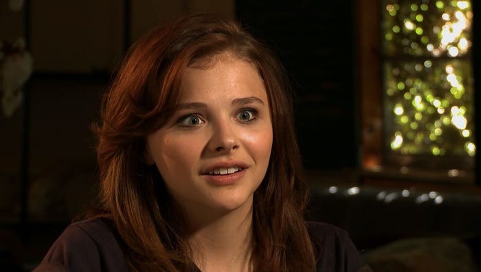 クロエ・グレース・モレッツ(C)2014 DAMSELFISH HOLDINGS,LLC ALL RIGHTS RESERVED.