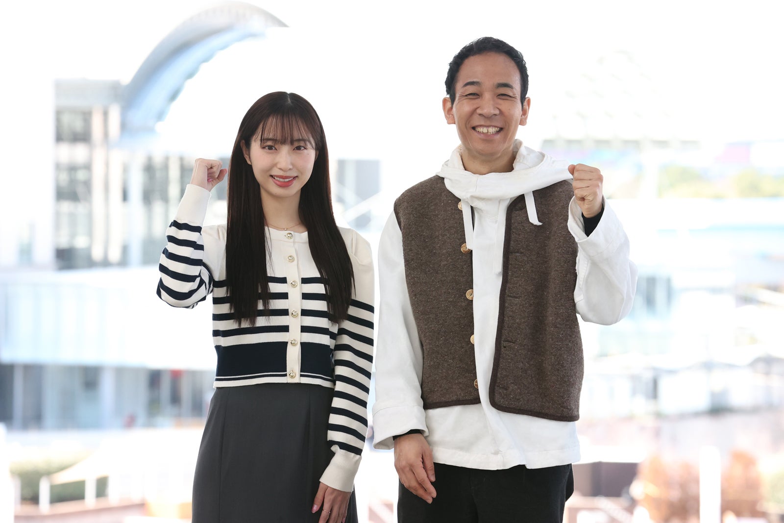 林佑香、天達武史気象予報士（C）フジテレビ