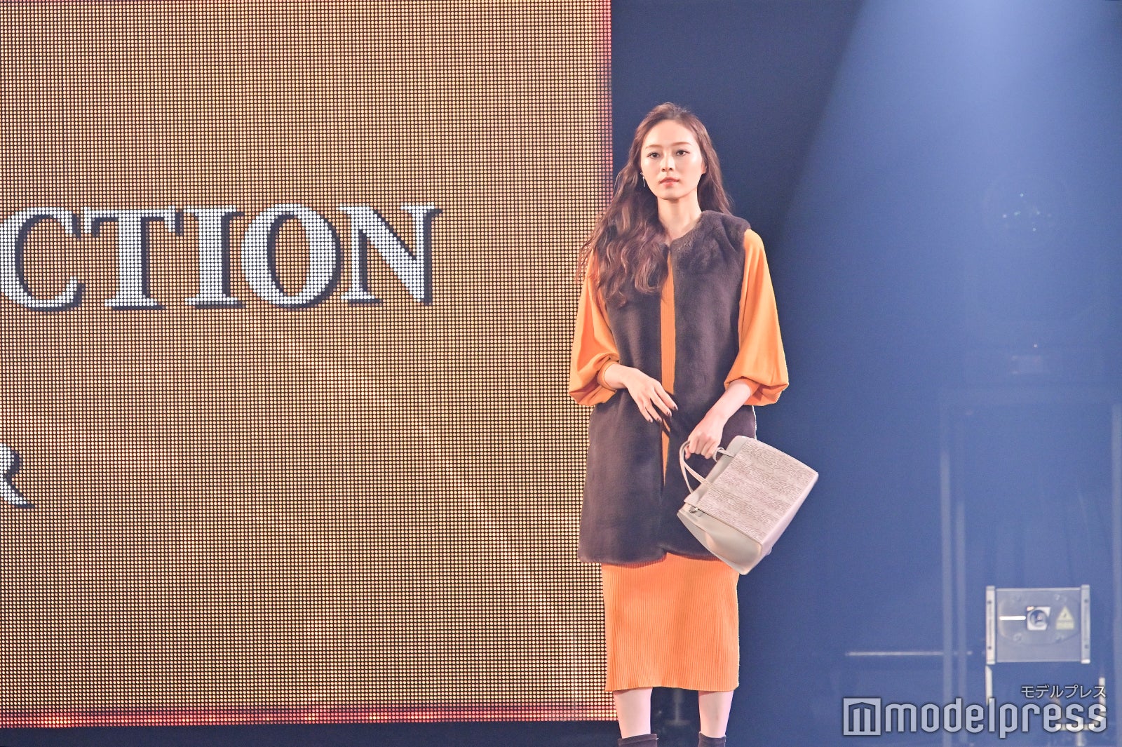 （C）モデルプレス