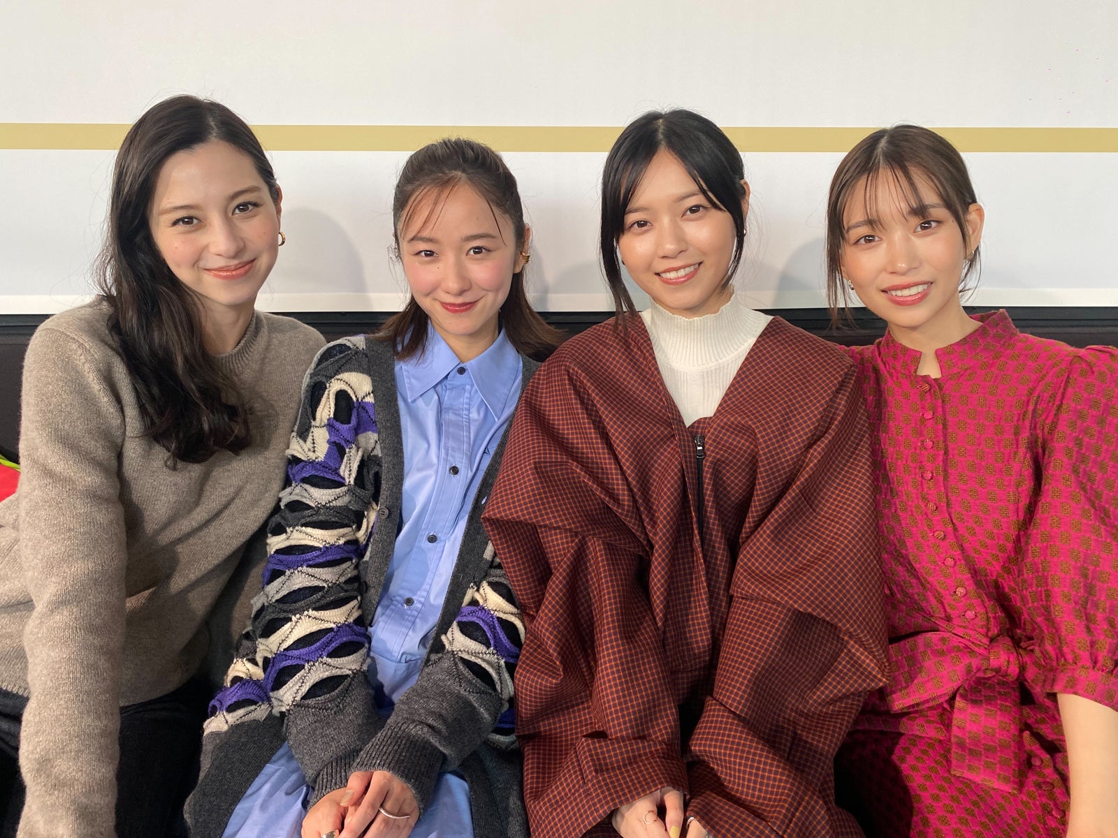 中条あやみ、堀田真由、西野七瀬、森川葵（C）カンテレ