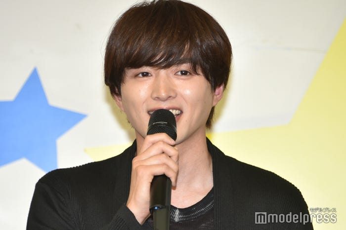 ジャンボぎょうざの作り方になぜか詳しい白洲迅(C)モデルプレス