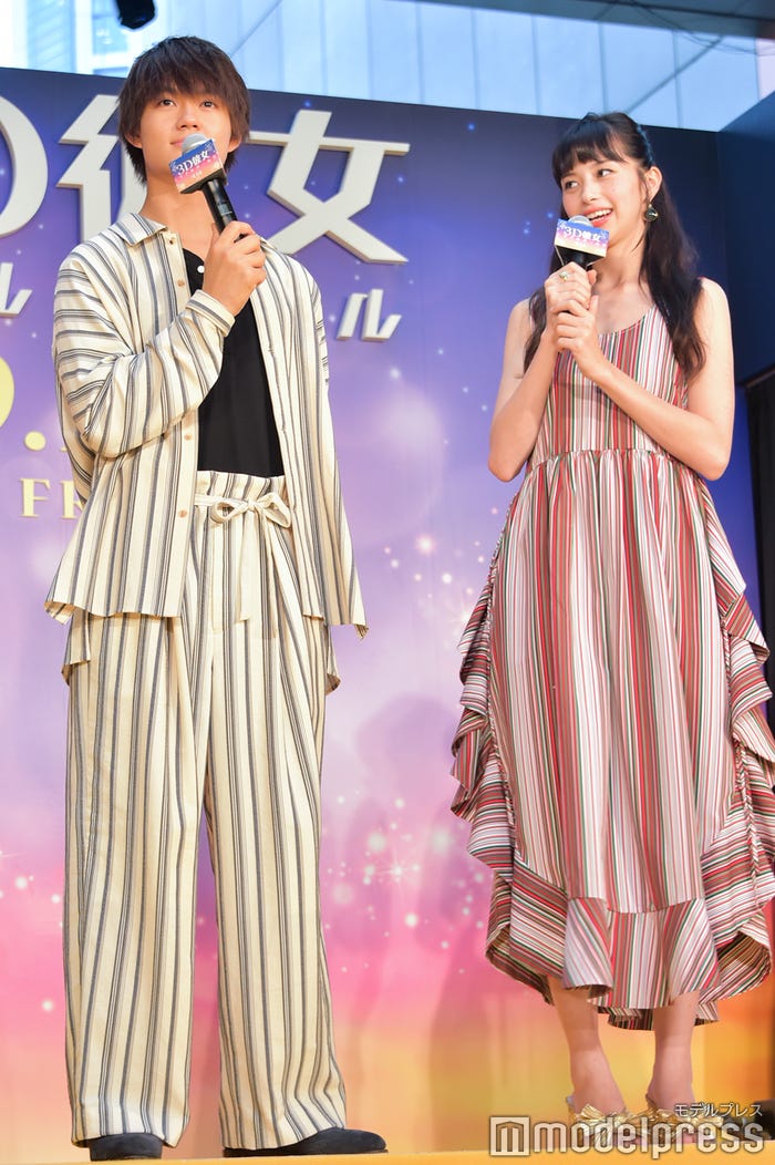 佐野勇斗、中条あやみ (C)モデルプレス