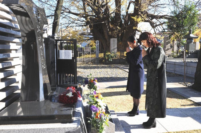 瀧本美織、大地真央(C)テレビ朝日