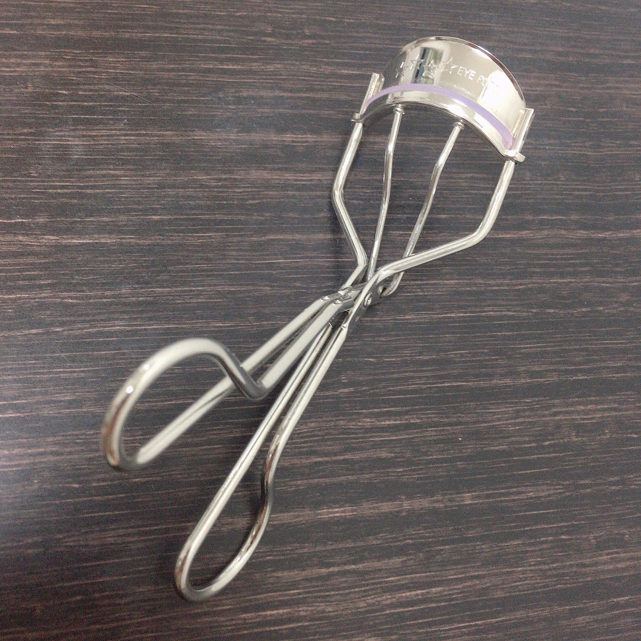 アイプチ フィットカーラー／@meiku_16hitoe