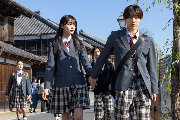 林芽亜里、中村嶺亜「先生さようなら」第7話(C)八寿子/小学館/「先生さようなら」製作委員会