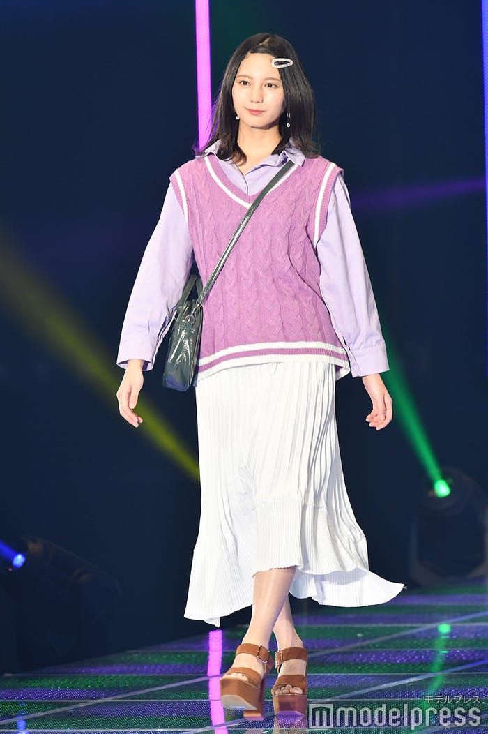 小坂菜緒(C)モデルプレス