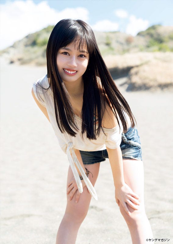 岡田佑里乃(C)唐木貴央 /ヤングマガジン
