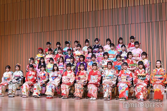(4列目左から)蒲地志奈、入内嶋涼、菖蒲まりん、大竹ひとみ、坂本夏海、岡田梨奈、溝渕麻莉亜、吉橋柚花、長野雅 (C)モデルプレス(3列目左から)山田野絵、春本ゆき、山内祐奈、西満里奈、佐藤亜海、明石奈津子、仲村和泉、谷口茉妃菜、月足天音、真下華穂(2列目左から)矢野帆夏、上野遥、多田京加、平田詩奈、沖侑果、北野瑠華、深川舞子、菅原茉椰、村川緋杏、西澤瑠莉奈、福士奈央(1列目左から)市川愛美、松本慈子、中村舞、松岡はな、江籠裕奈、本間日陽、大盛真歩、田島芽瑠、小嶋花梨、今村美月、竹内彩姫、豊永阿紀 (C)モデルプレス