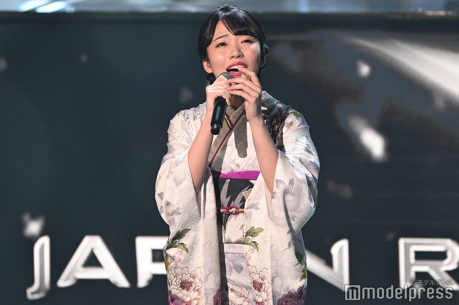 （C）モデルプレス