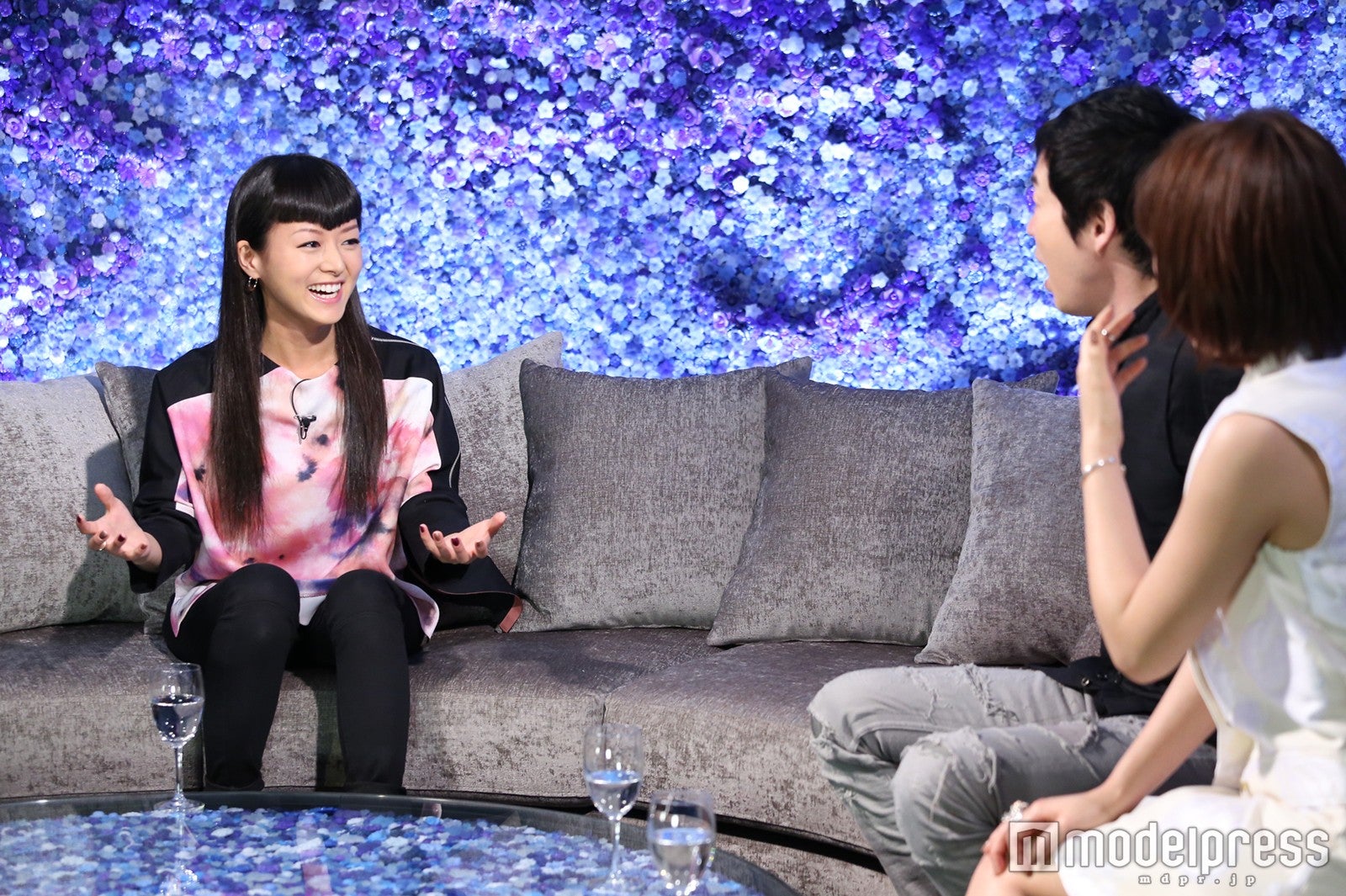 （左から）祐真キキ、今田耕司、瀧本美織／画像提供：日本テレビ