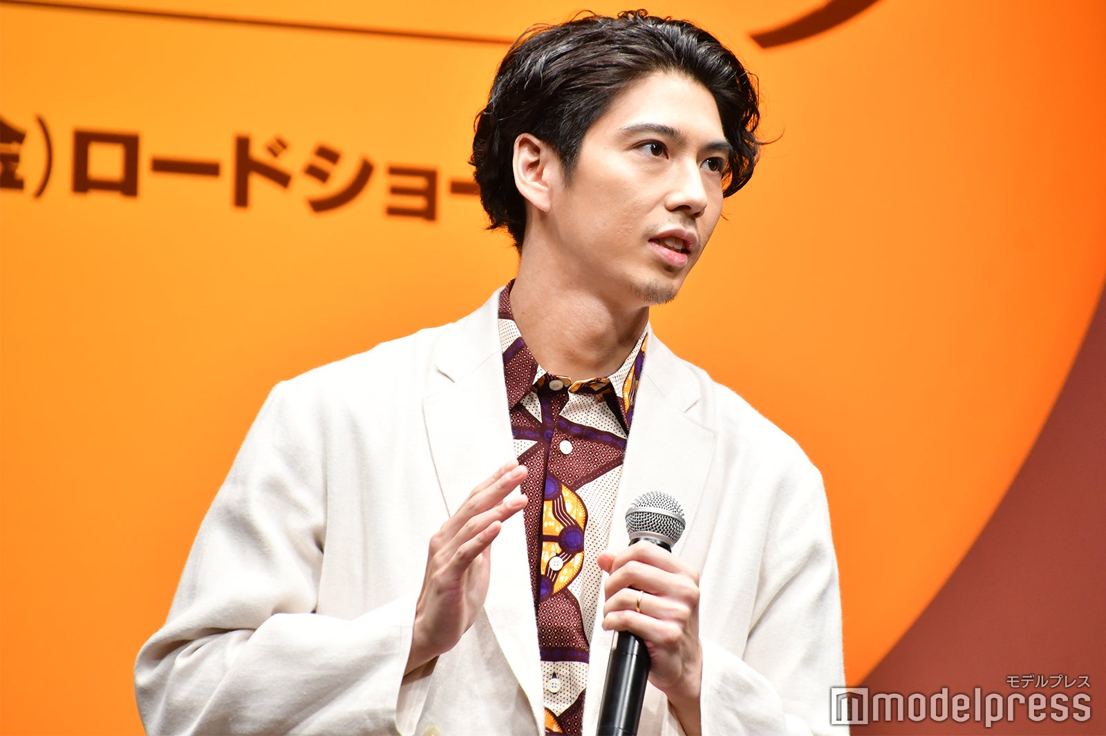 賀来賢人 映画 ライオン キング シンバ役吹き替え声優抜てき モデルプレス