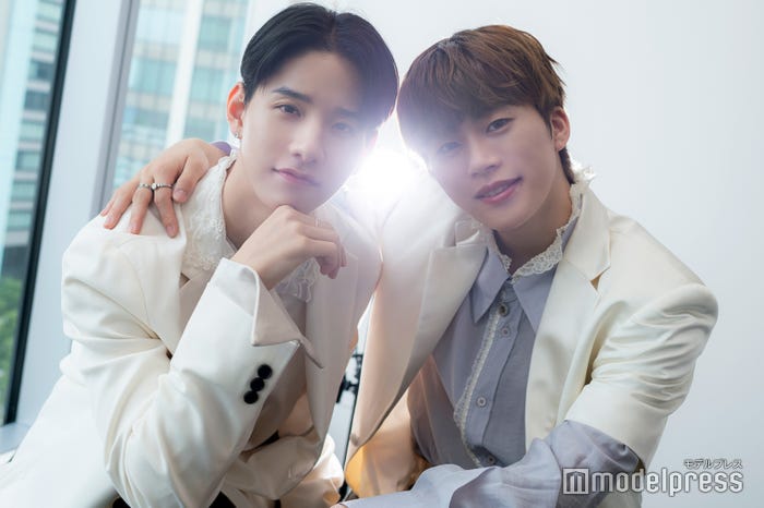 佐藤景瑚、木全翔也(C)モデルプレス