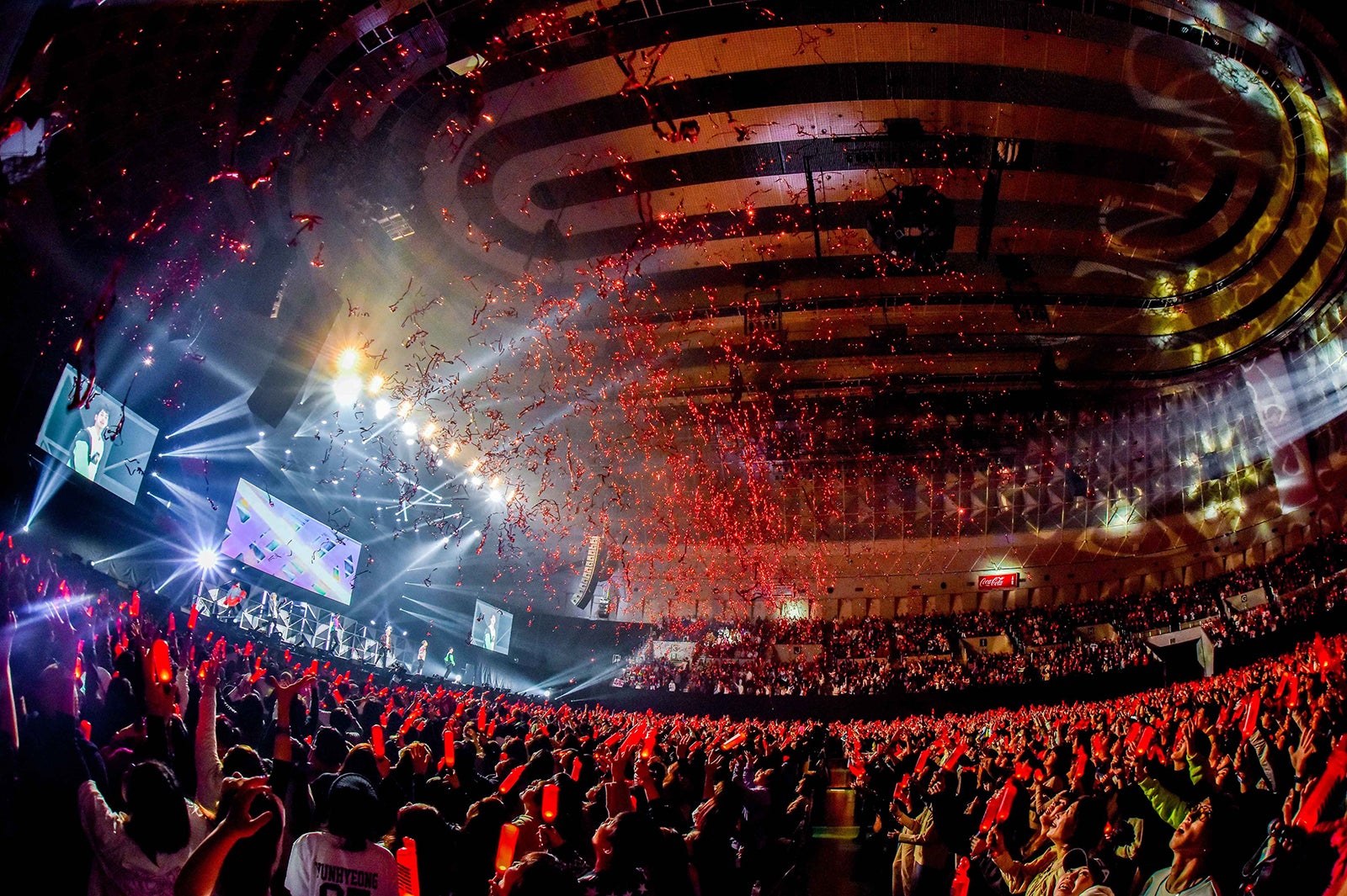 iKON（提供写真）