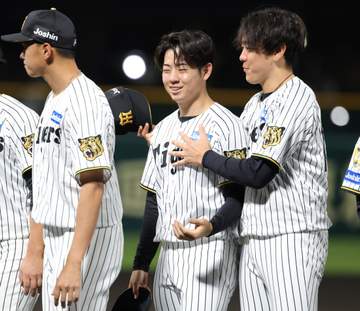 阪神・下村が涙で感謝伝える 家族には「気を遣ってくれている」 ファンには「こんなに時間がかかったのに」23年ドラ1が大卒3年目のプロ初登板に感無量