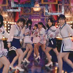 AKB48、52ndシングル「Teacher Teacher」MVより（C）AKS／キングレコード