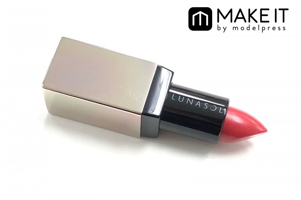 LUNASOL／シームレスマットリップス／03／3,800円（税抜）／カネボウ化粧品 (C)メイクイット