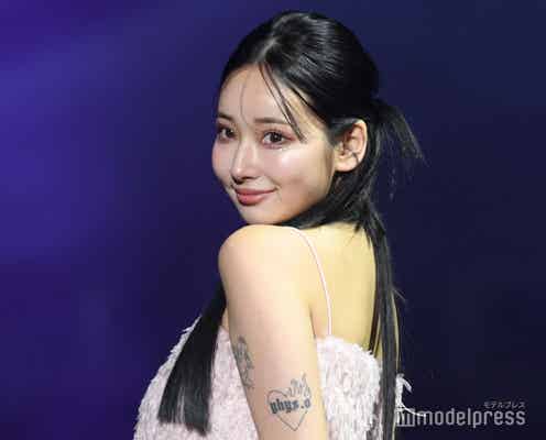 「小悪魔ageha」ぴょな、美谷間際立つ水着姿披露「完璧ボディ」「セクシーすぎます」の声