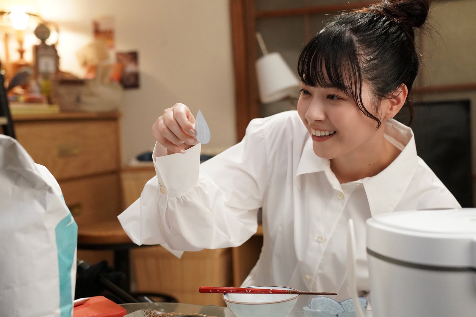 西野七瀬「ポケットに冒険をつめこんで」第2話より（C）「ポケットに冒険をつめこんで」製作委員会