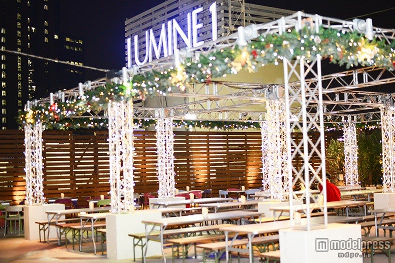 無料のホットドリンクをゆっくり楽しめるスペースも