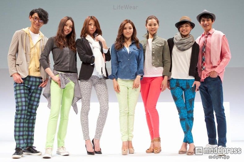 ユニクロ、春夏新作ボトムス発表　人気スタイリスト亀恭子も着こなしをアドバイス