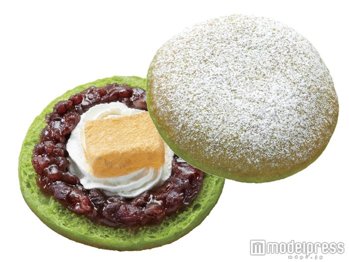 わらびもちサンド あずきホイップ¥172(税込み)