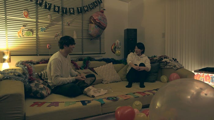 寝たはずのつば冴がサプライズで登場「TERRACE HOUSE OPENING NEW DOORS」14th WEEK(C)フジテレビ/イースト・エンタテインメント